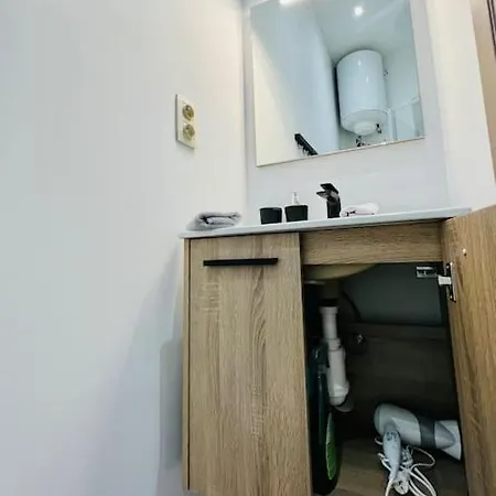 Petit Appartement. * Liège